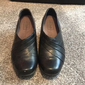 Professional black Clark’s